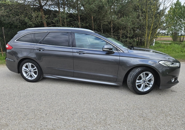 Ford Mondeo cena 56900 przebieg: 240000, rok produkcji 2015 z Sulejówek małe 781